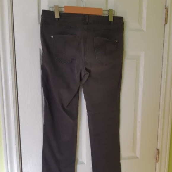 Gray Jeans - Picture 2 of 2